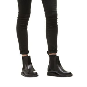 Dr. Martens | Flora Chelsea boot